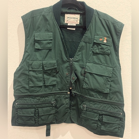 Field & Stream Forest Green Outdoor Vest - Picture 2 of 6